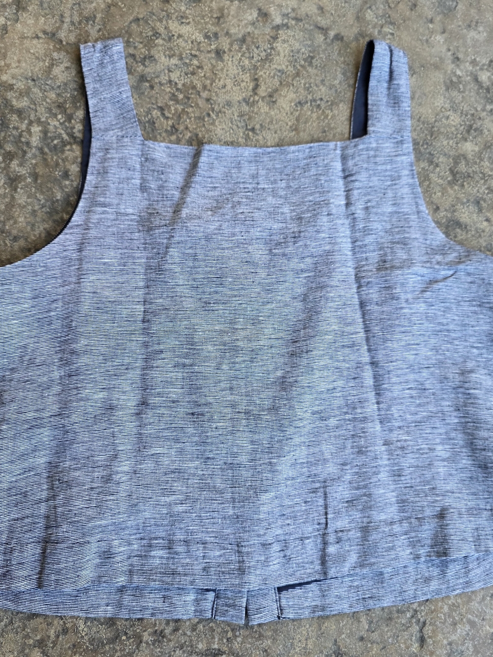 LOFT Blue Textured Button-Front Crop Tank - Picture 7 of 9